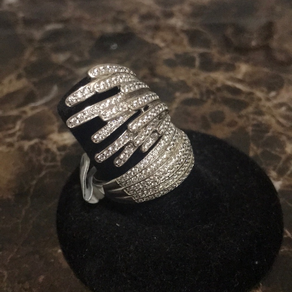 Beautiful silver ring - Picture 2 of 4